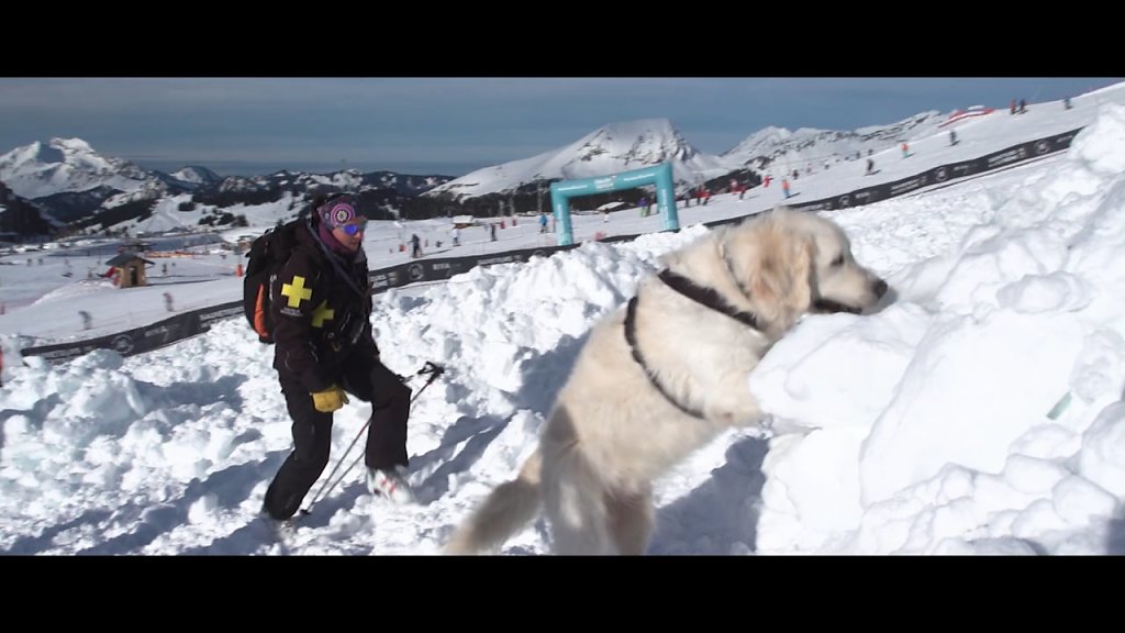 LES SAUVETEURS DE L'EXTRÊME | Avoriaz - clip 1